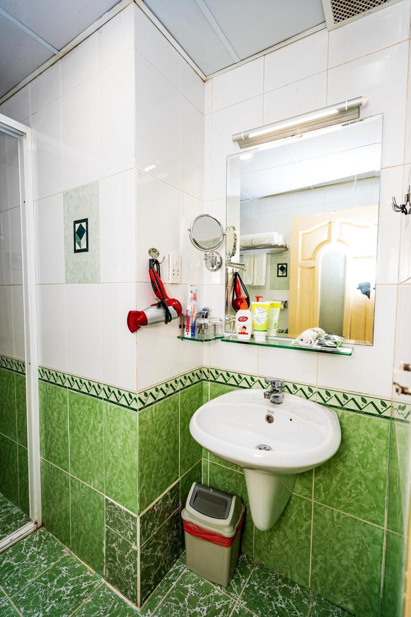 הו צ'י מין סיטי A25 Hotel - 307 Ly Tu Trong מראה חיצוני תמונה