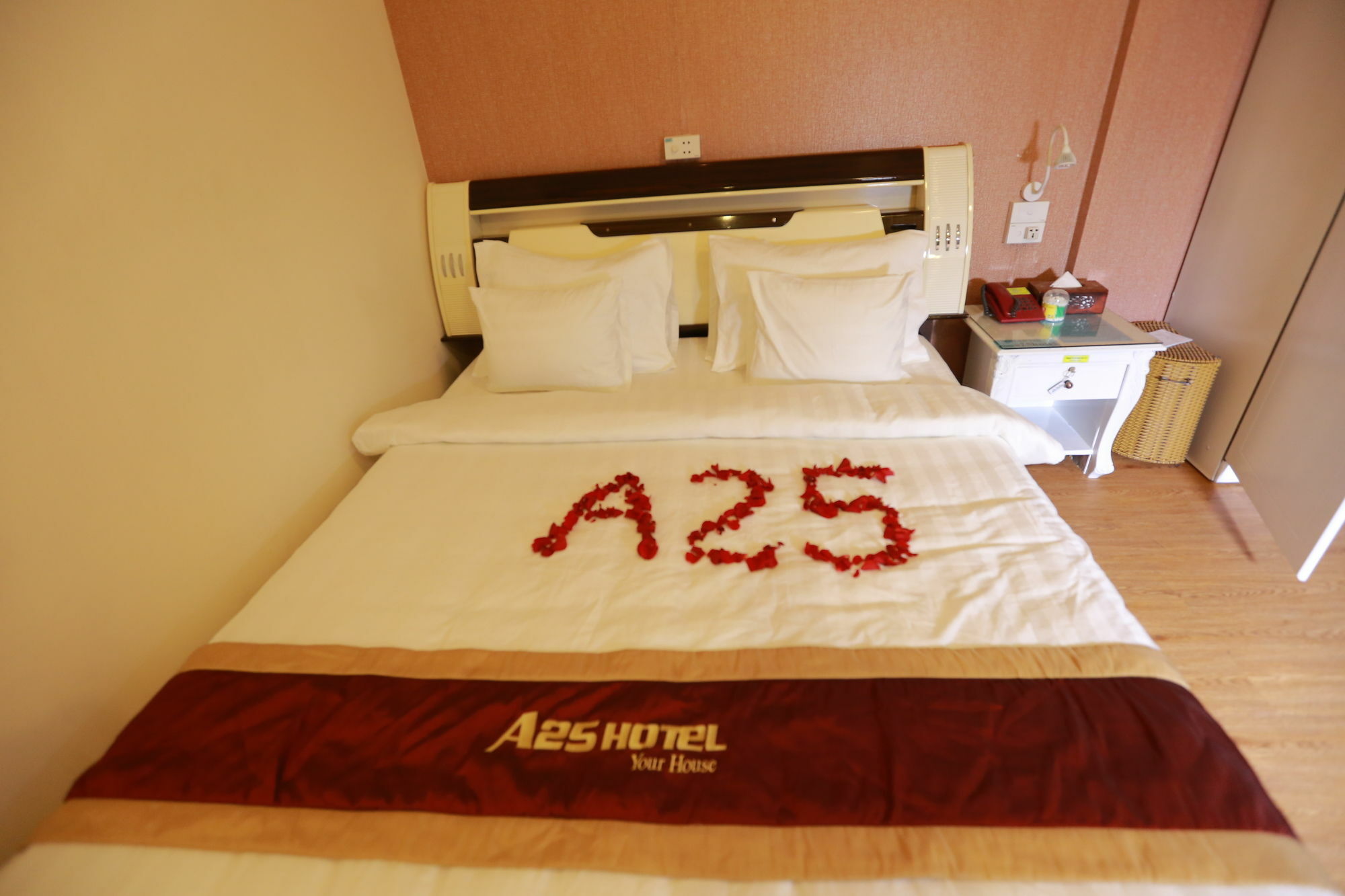 הו צ'י מין סיטי A25 Hotel - 307 Ly Tu Trong מראה חיצוני תמונה
